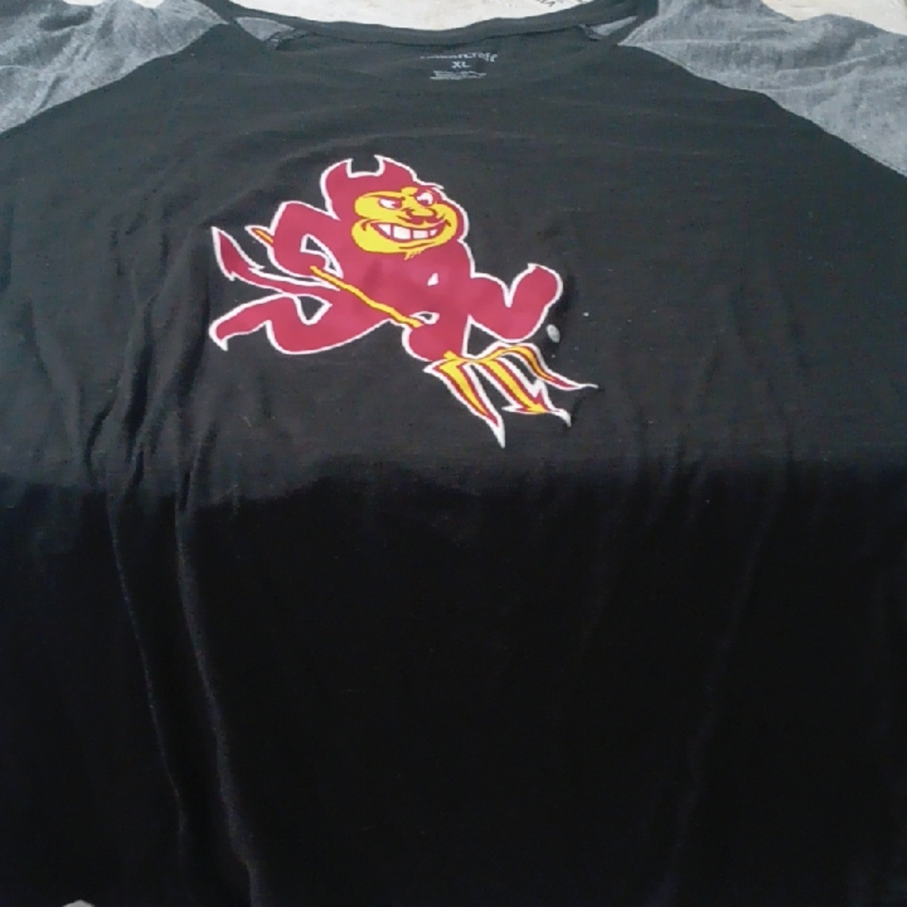 Boxercraft Black and Gray Kids Tee with Red Graphic